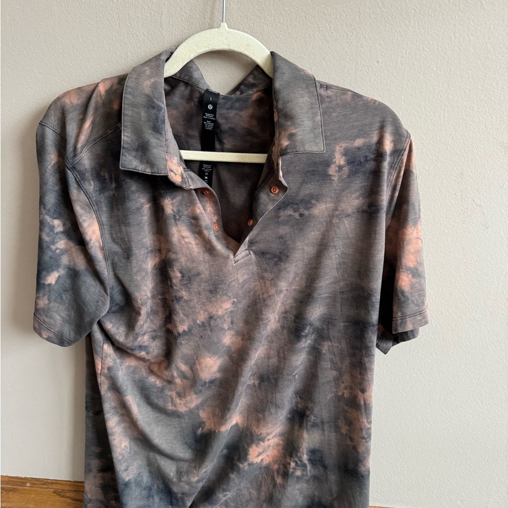 Mens L Golf Polo - lululemon athletica Black and Orange Polo Shirt